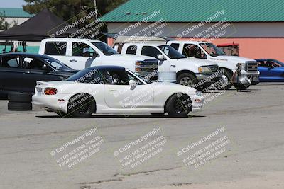 media/May-18-2022-Open Track Racing (Wed) [[f96b7d3cf4]]/Around the Pits/